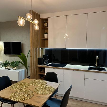 Nowoczesny Apartament Z Garazem Morelova 그단스크 외부 사진