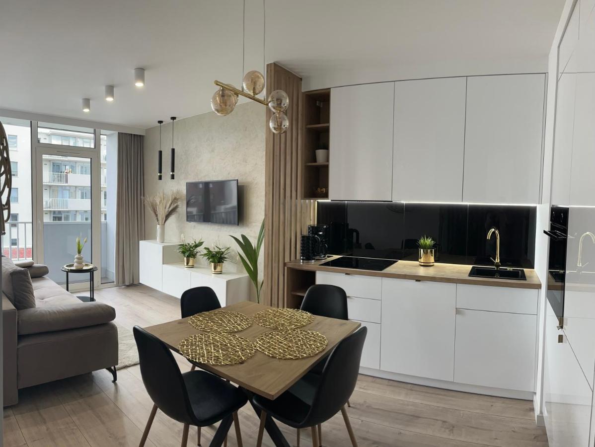 Nowoczesny Apartament Z Garazem Morelova 그단스크 외부 사진